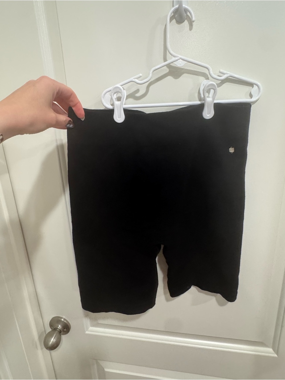 Fabletics Black Women's ribbed Bike/Active Shorts